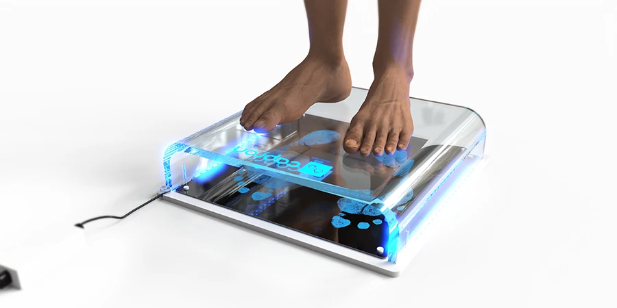 Podobaroscope avec pieds nus, on voit l'empreinte en bleu