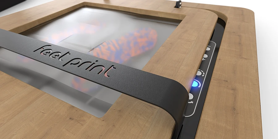 couvercle de pressage sur semelles dans la feet print expert