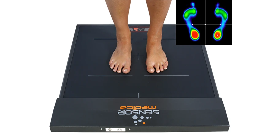 pieds nus de face sur le freemed base et affichage du pied sur le logiciel