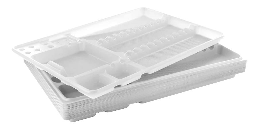 zoom sur plusieurs plateaux jetables crantés