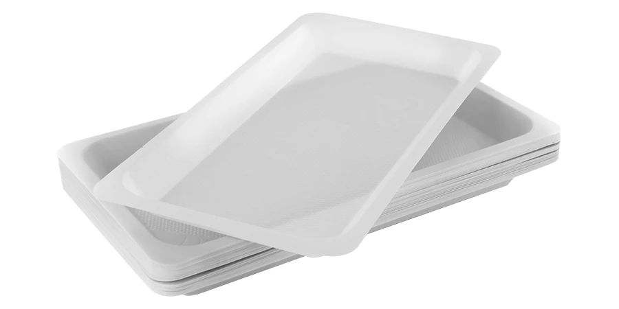 zoom sur des plateaux jetables non crantés